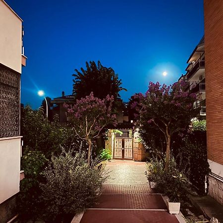 Attico A Roma Appartement Buitenkant foto