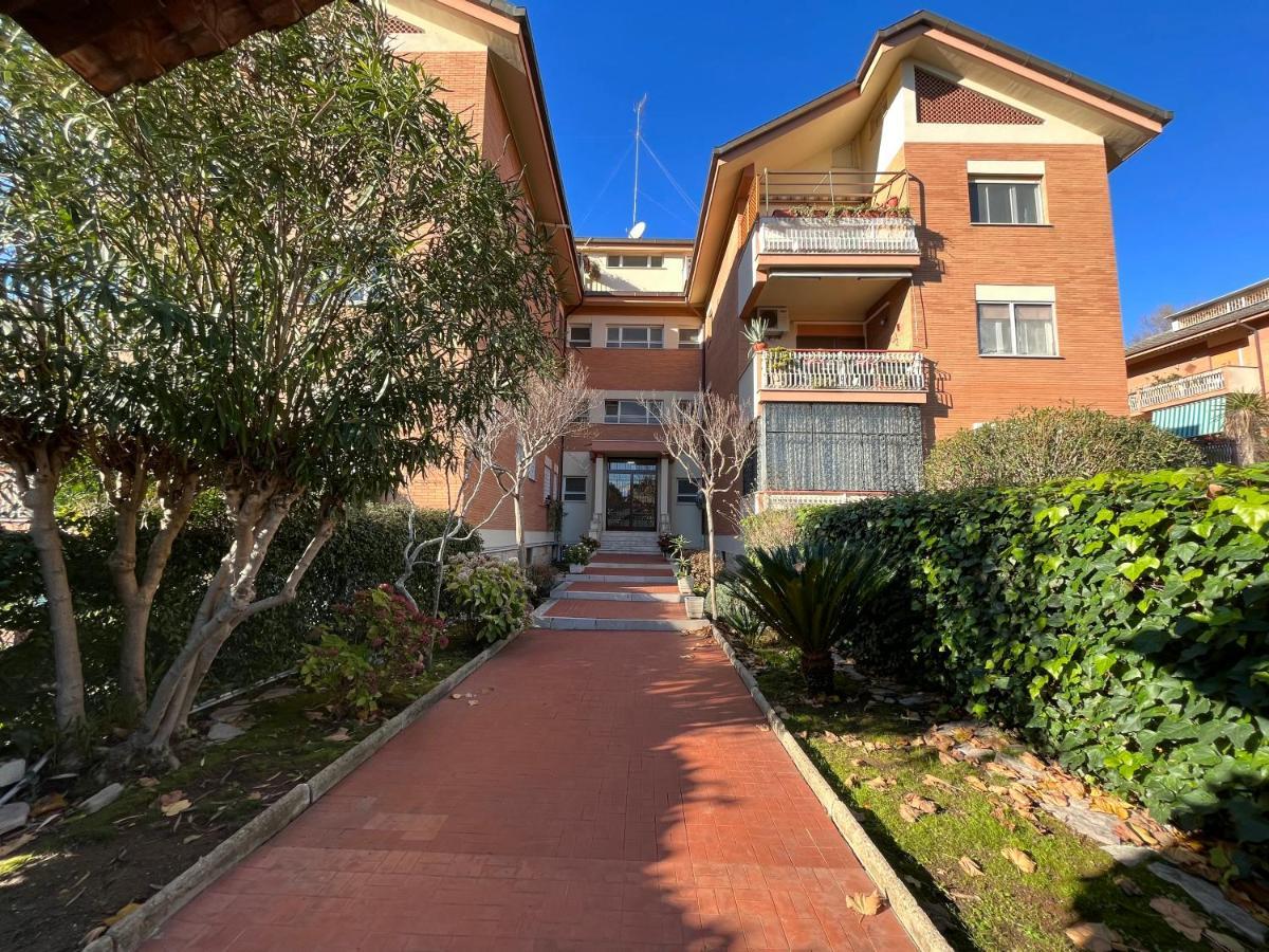 Attico A Roma Appartement Buitenkant foto